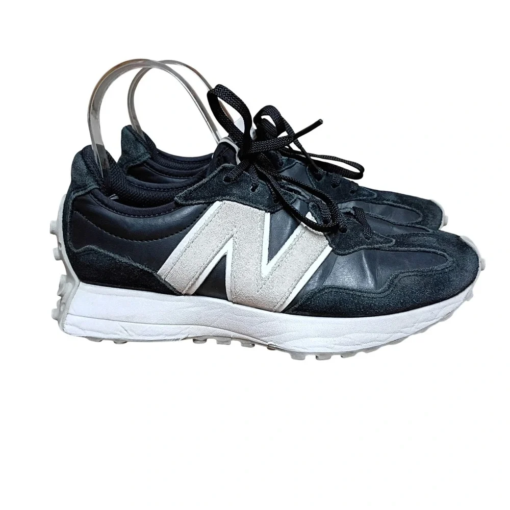 Vintage New Balance 327 Black White Leather Suede Sneakers WS327LW Womens 7.5